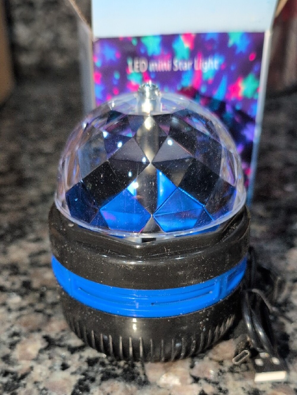 LED Mini Magic Ball Light - Picture 5 of 6